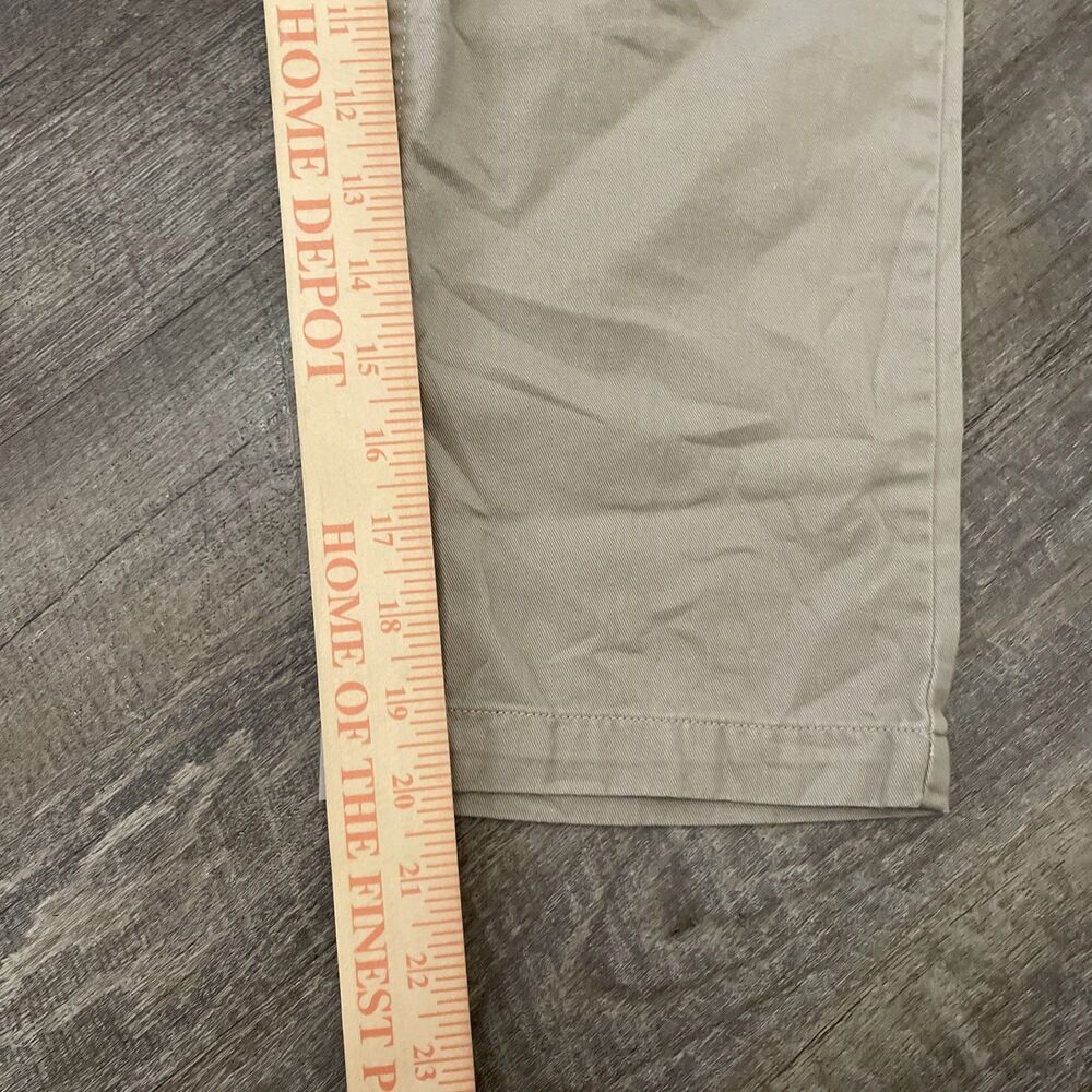Disney Parks Embroidered Mickey Mouse Khaki Capri Pants Size 8 - Picture 6 of 10